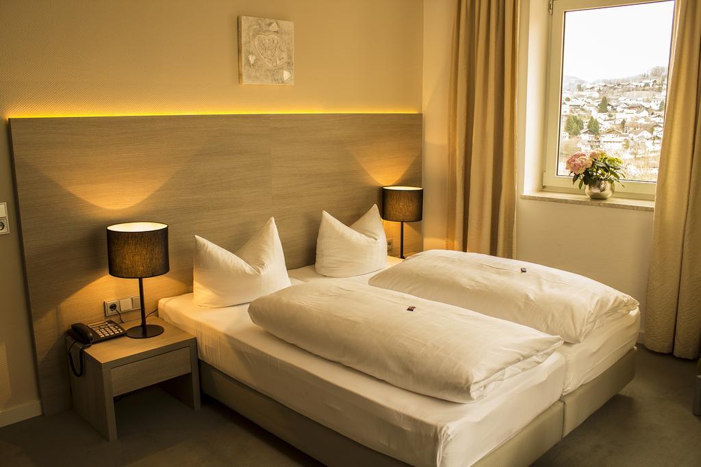 Garni Hotel Schmaus Viechtach Zimmer foto